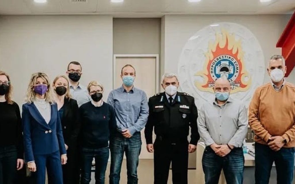 etelontes pirosvestes