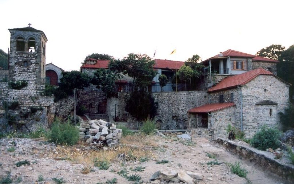 iera moni gkouras