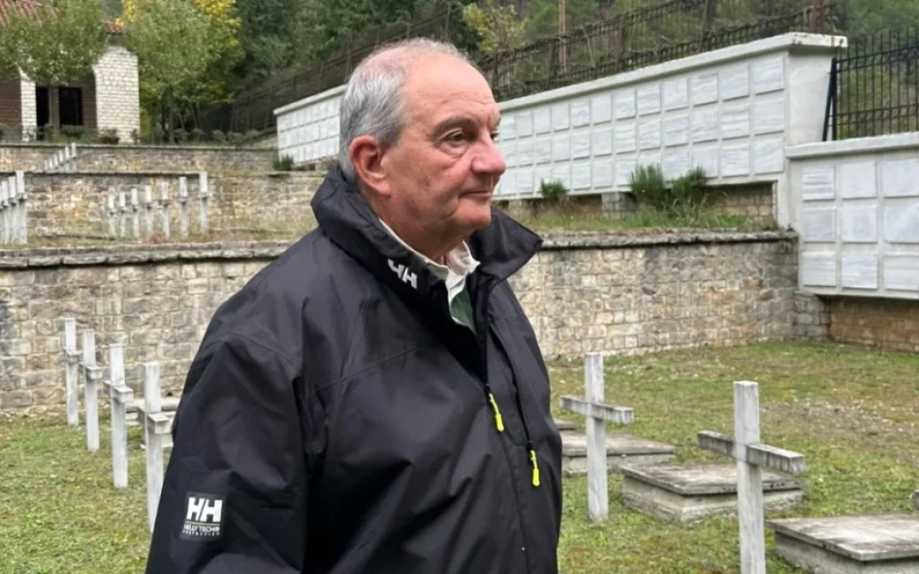 karamanlis r