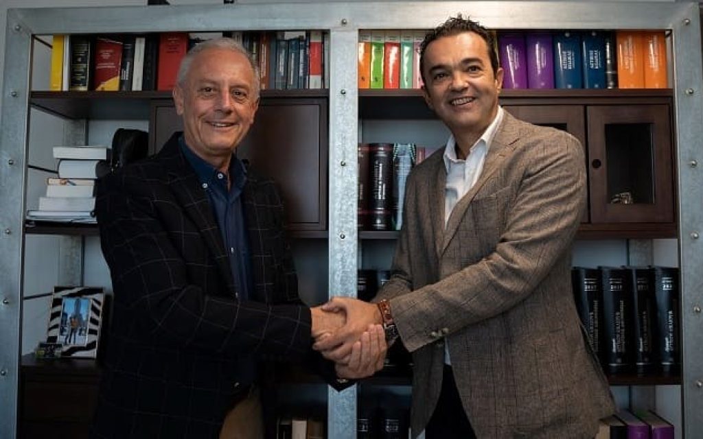 karvounis mpezas
