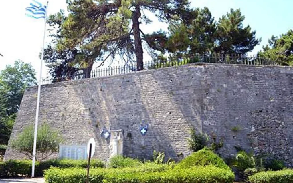 kastro agiou andrea