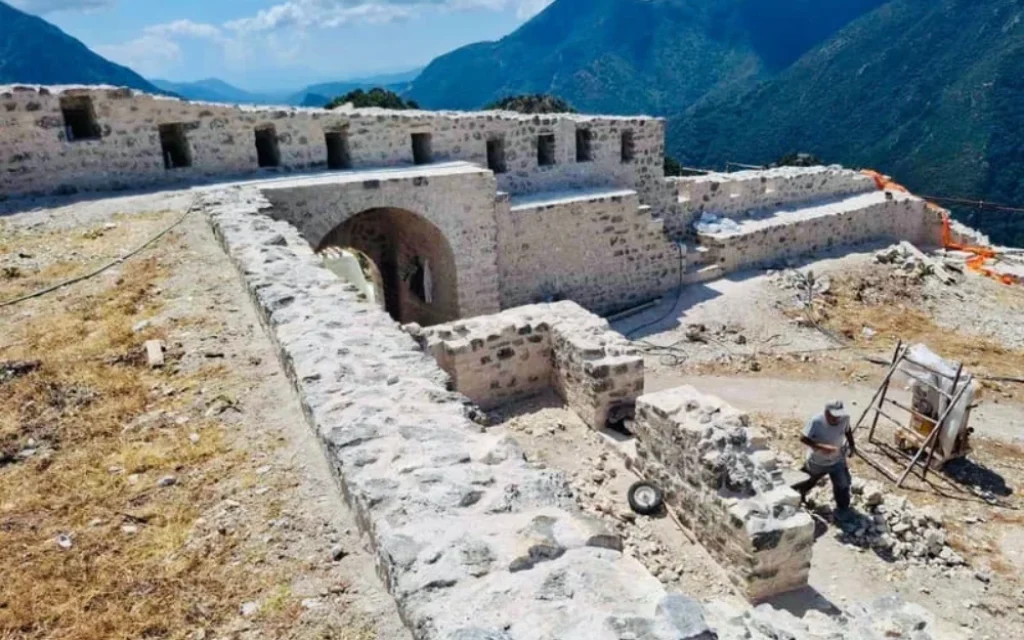 kastro kiafas