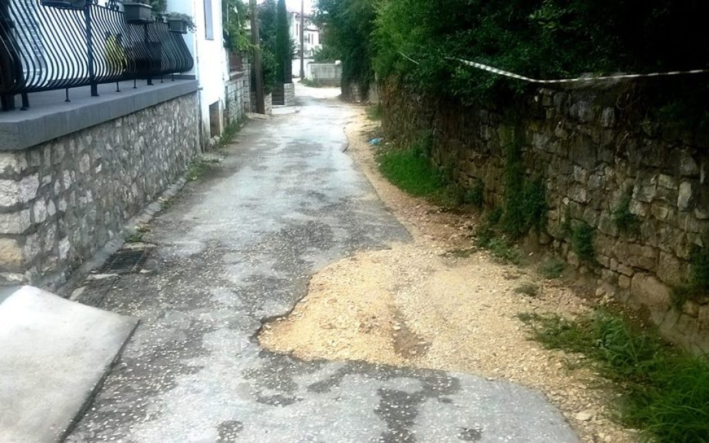 kastro lakouves