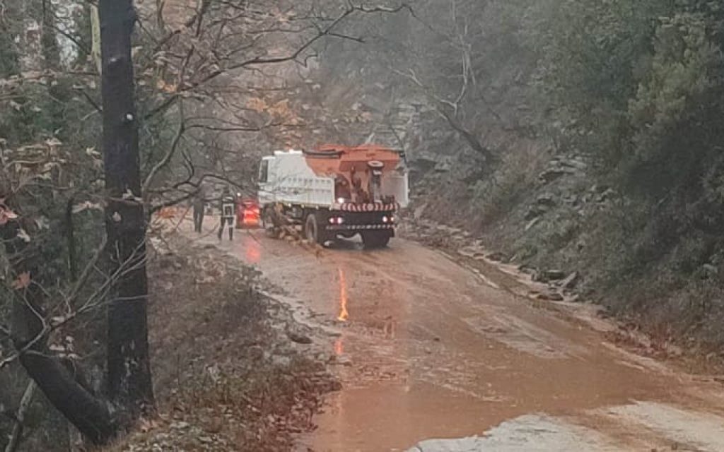 kentrika tzoumerka provlimata
