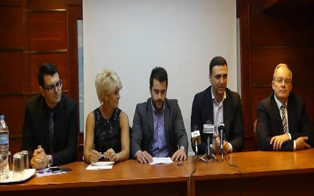kikilias1