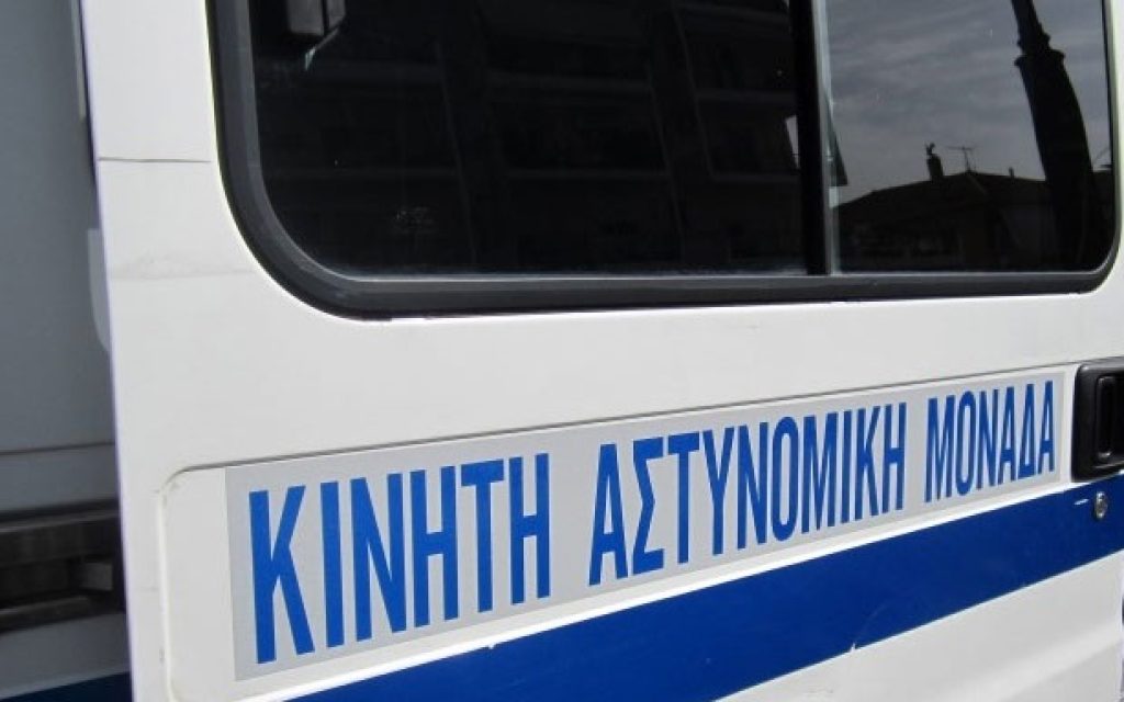kiniti monada ioan