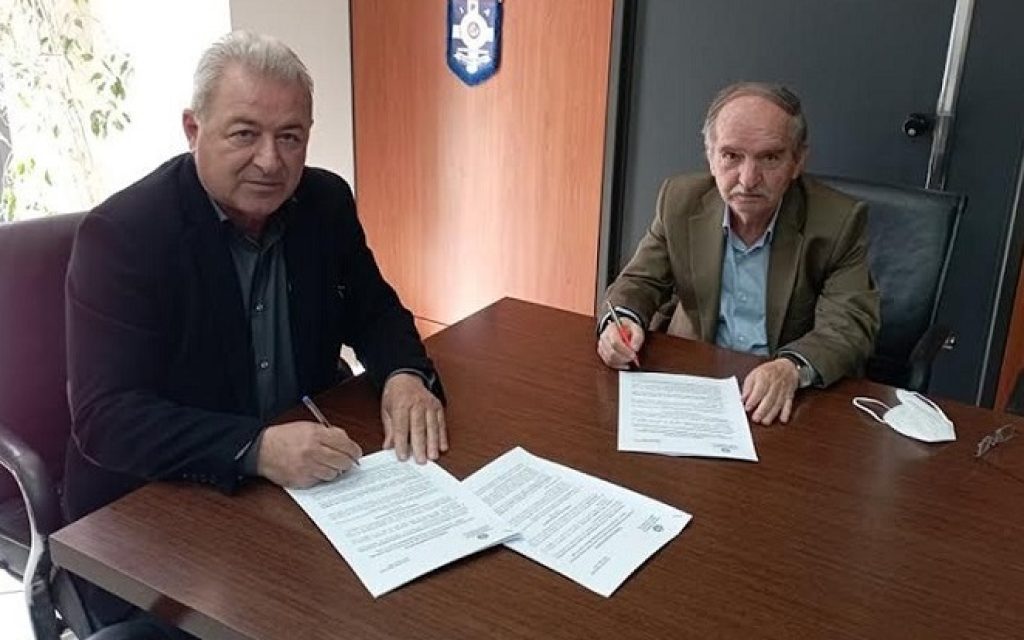 komvoi perdika