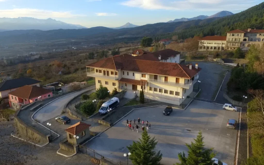 ktirio konitsa