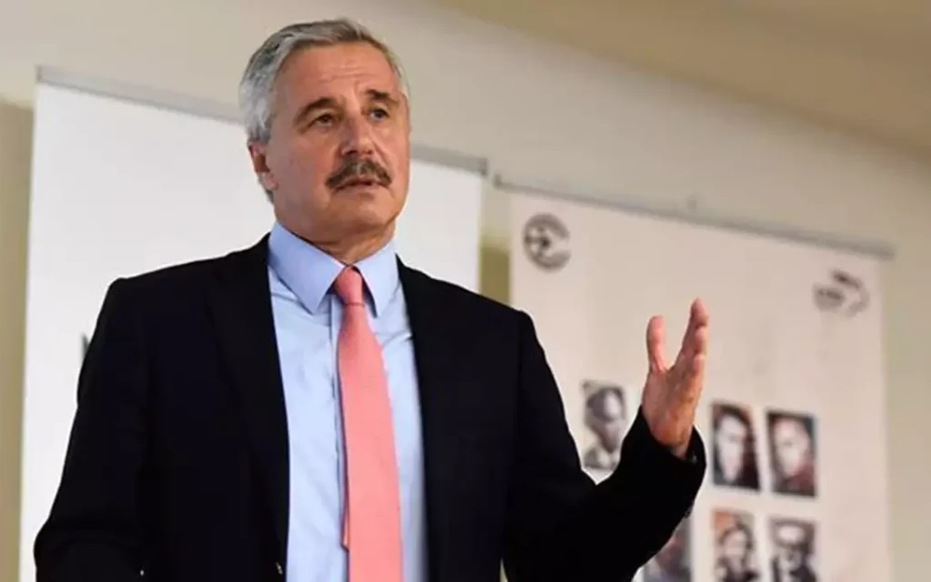 maniatis giannis