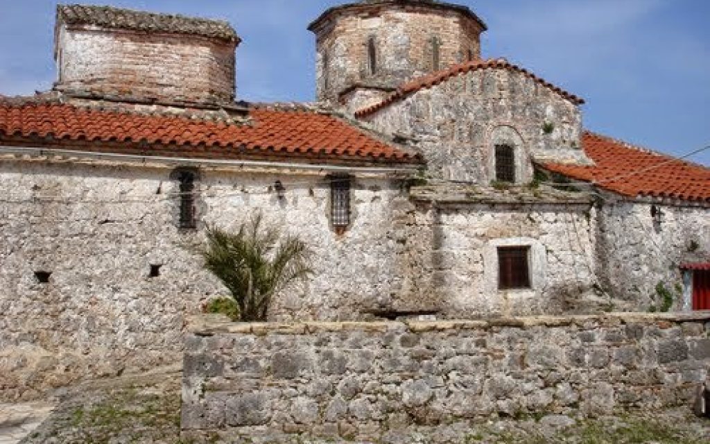 moni paganion