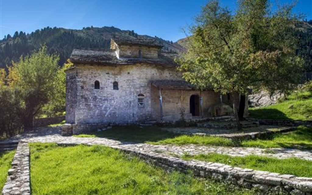 moni seltsou