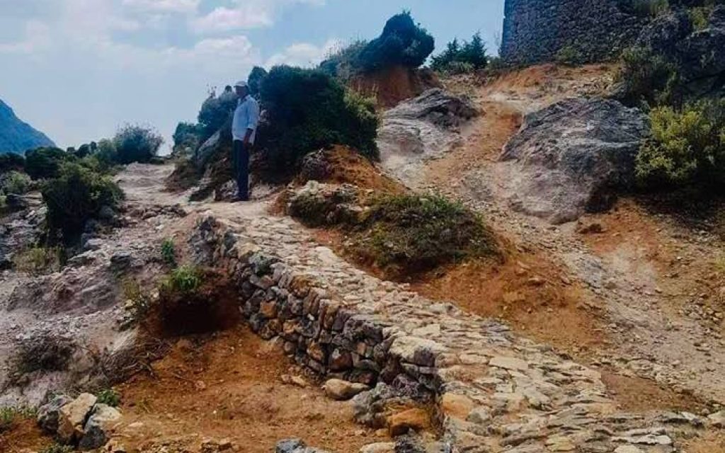 monopatia souliou