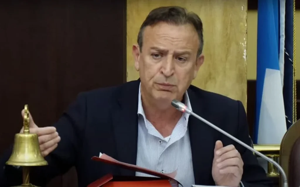 mpegkas dimotiko (2)