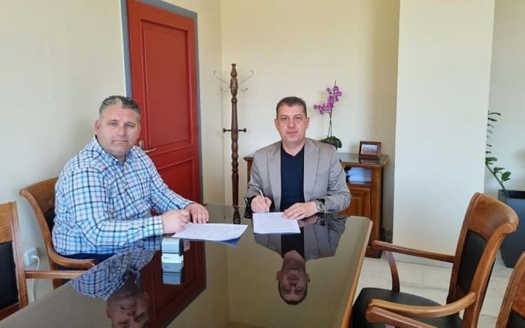 ntakaletsiw paidikes