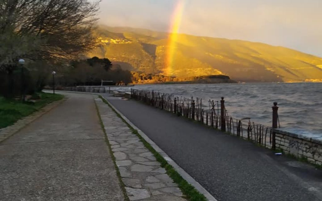 ouranio tokso limni1