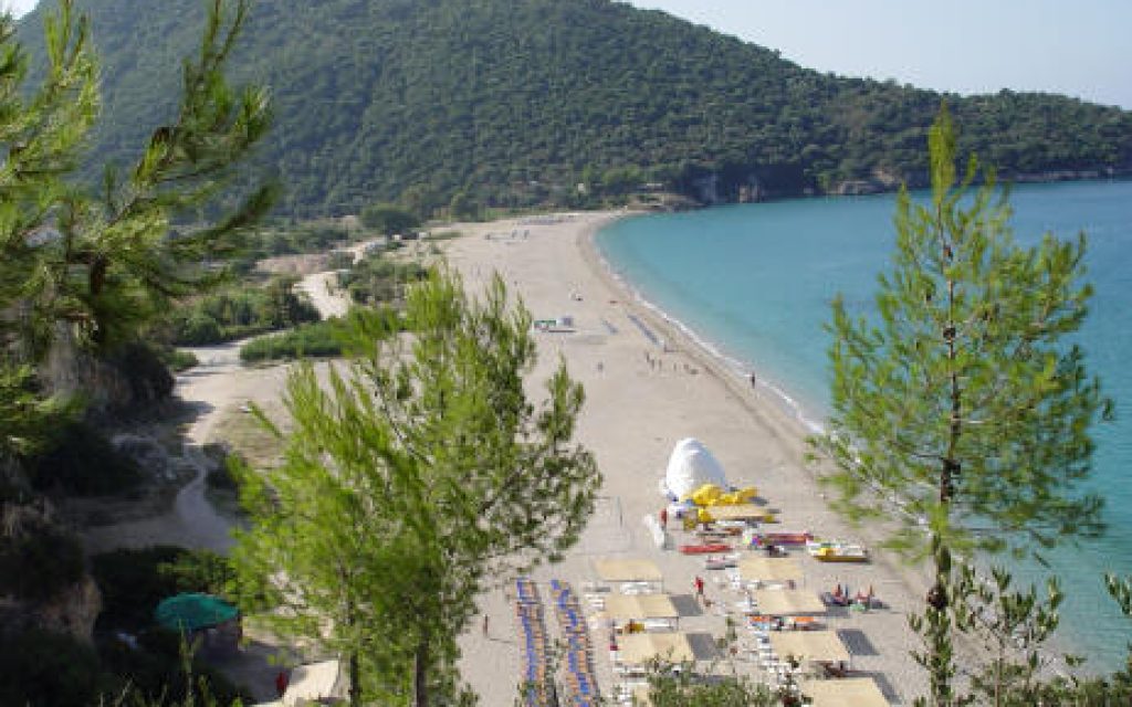 paralia kara