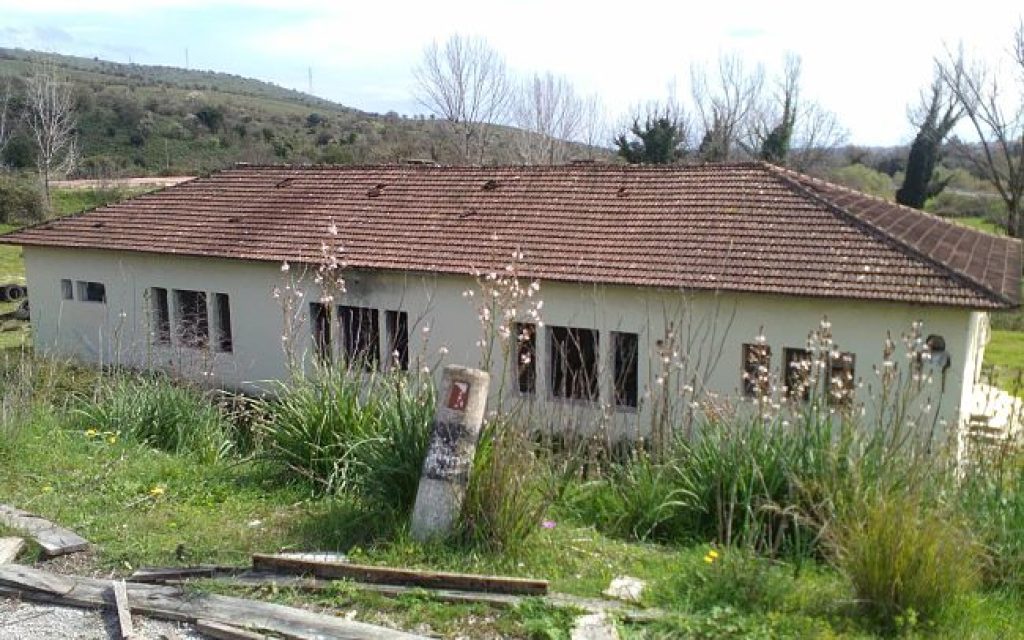 petropou2