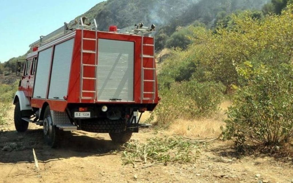 pirosvestiki fotia xorafia