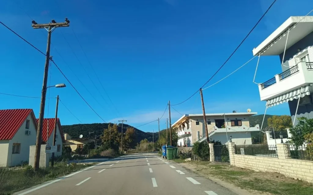 podilatodromos ammoudia