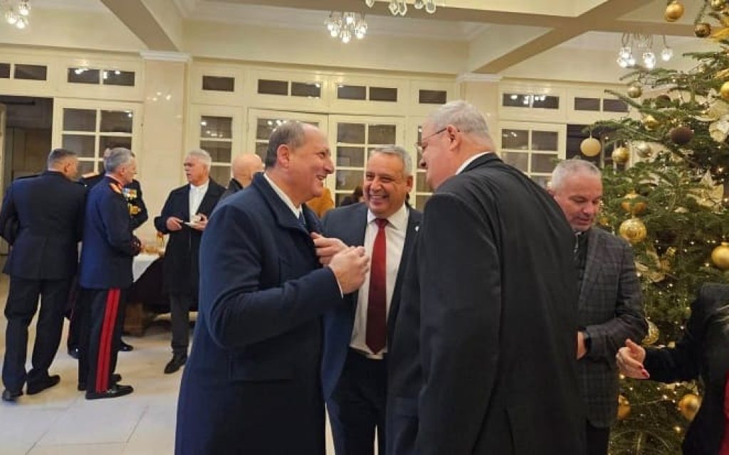 protoxronia perifereia