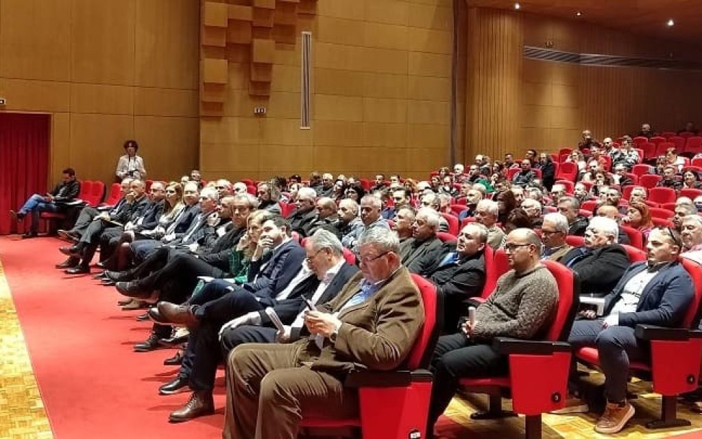 sinantisi fotovoltaika