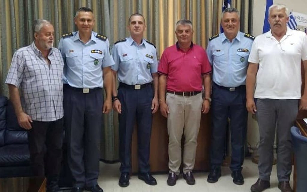 sinantisi konitsa