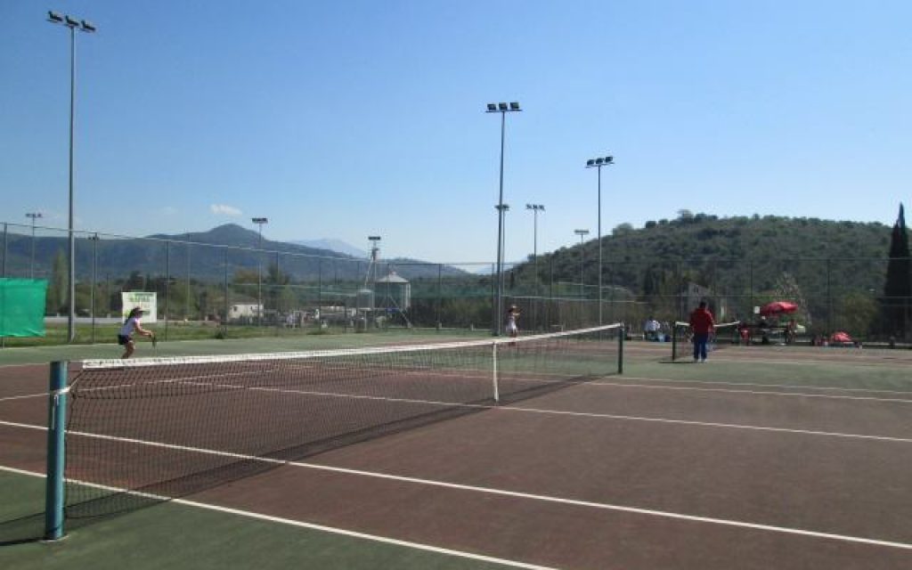 tenis tesprotiko