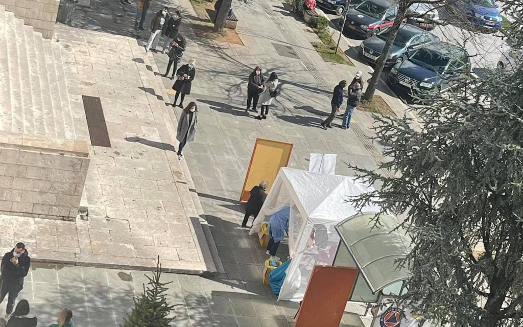 test plateia