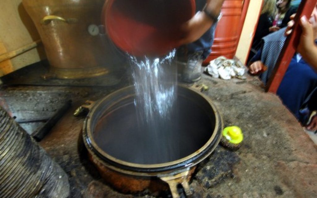 tsipouro fresko