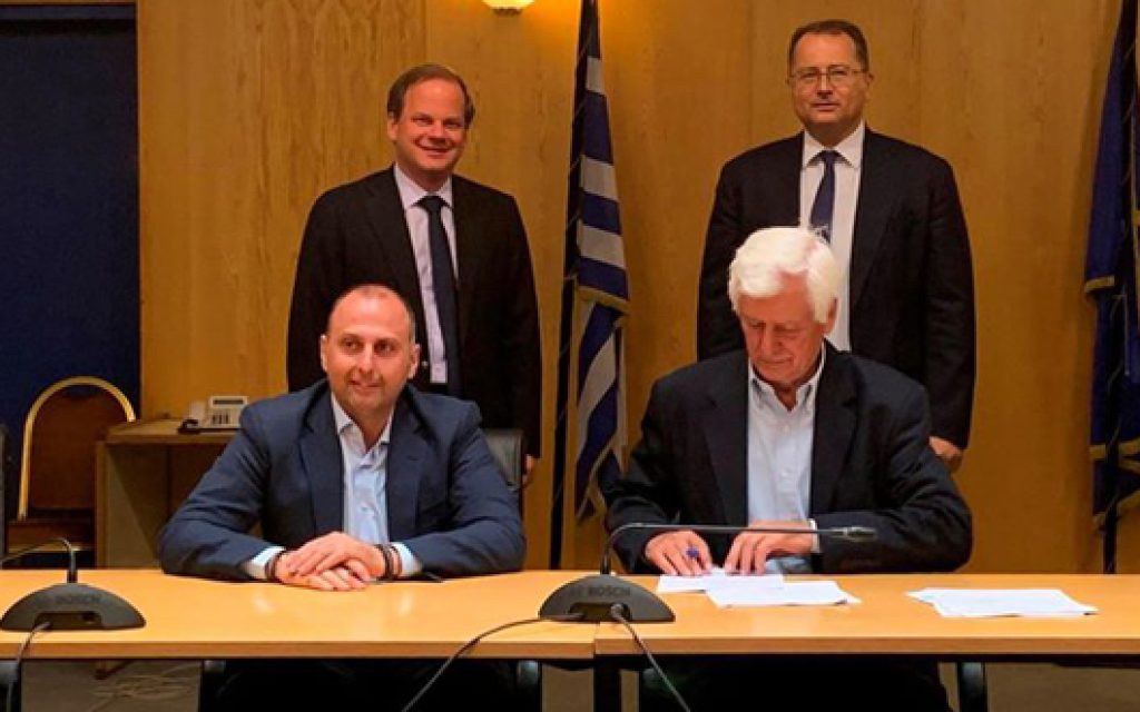 tzoymerka parko stylios karamanlhs 11