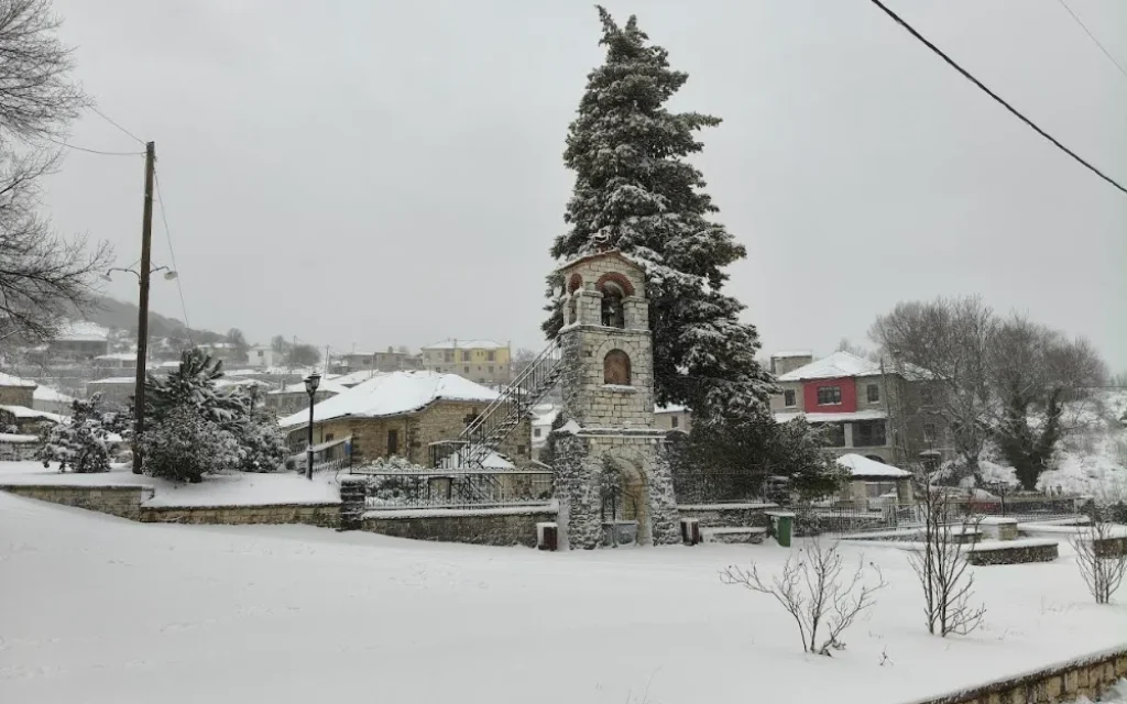 xioni zagori aspraggeloi