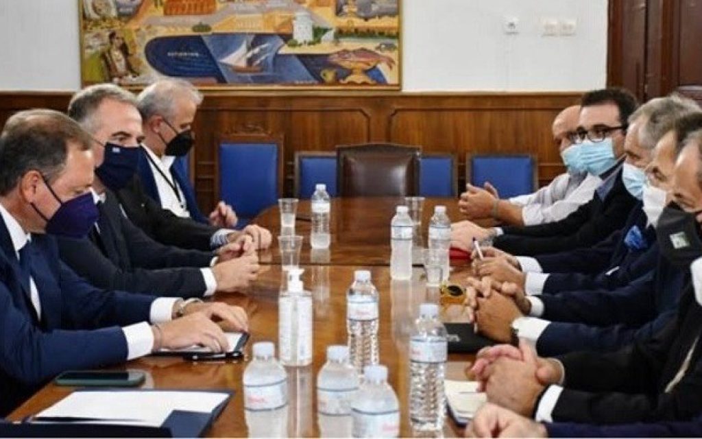 ypoyrgos diepaggelmatiki